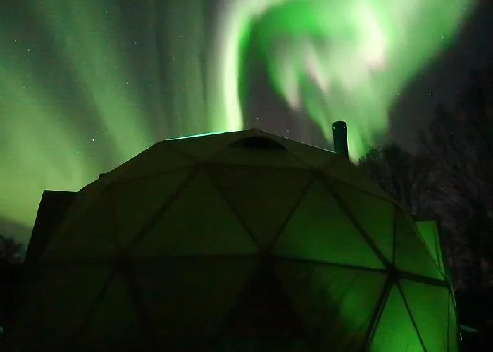 Luxe tent Wild Caribou Dome Lakselv