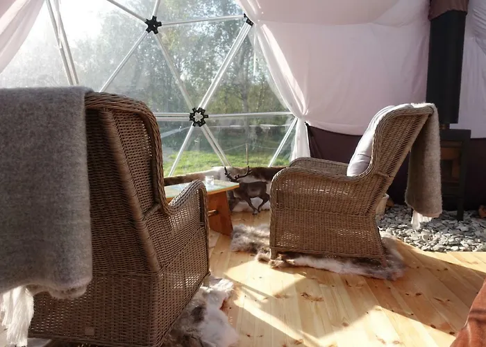 Wild Caribou Dome Luxe tent